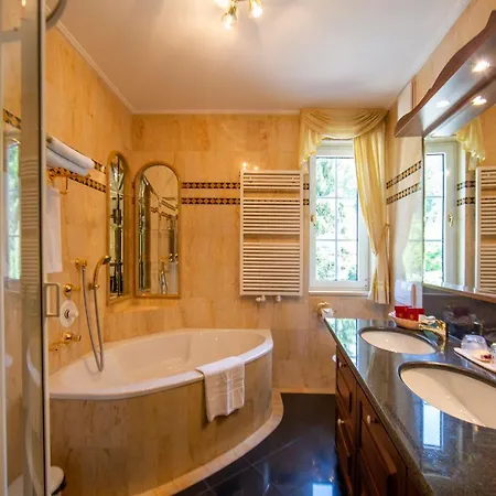 Seehotel Porcia Portschach am Woerthersee